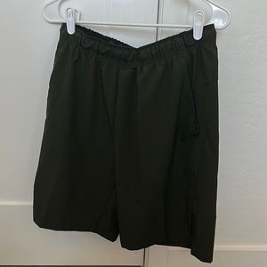 Men’s dri-fit dark green Nike shorts